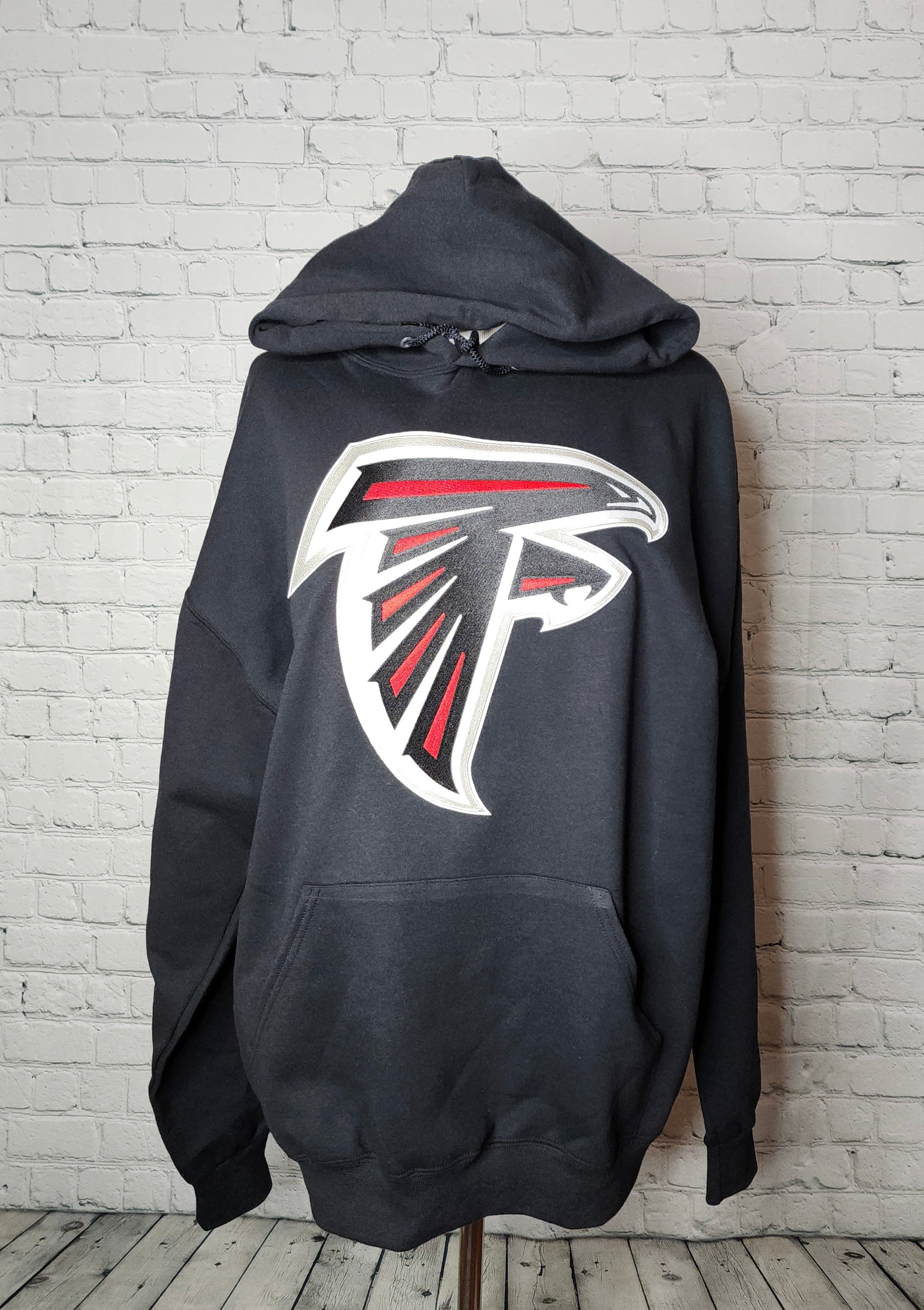 Black atlanta hot sale falcons hoodie